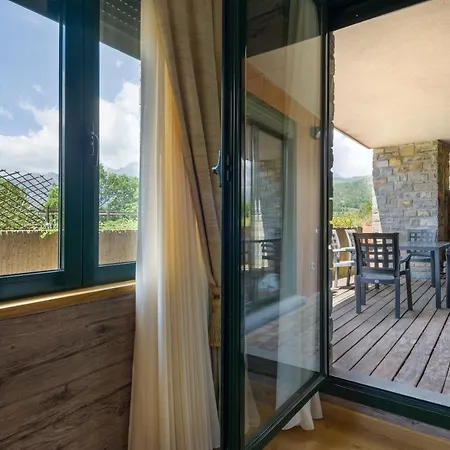 Pena Sabocos Ii Turistico Panticosa